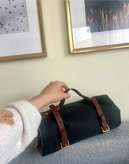 Uniwersalne zapięcie do maty lub koca z regulacją BIOTHANE