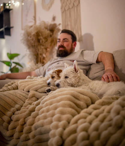 Puchaty kocyk dla Psiego Człowieka COZY TIME